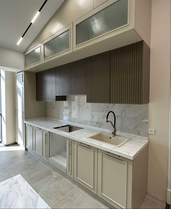 Мебель для кухонной