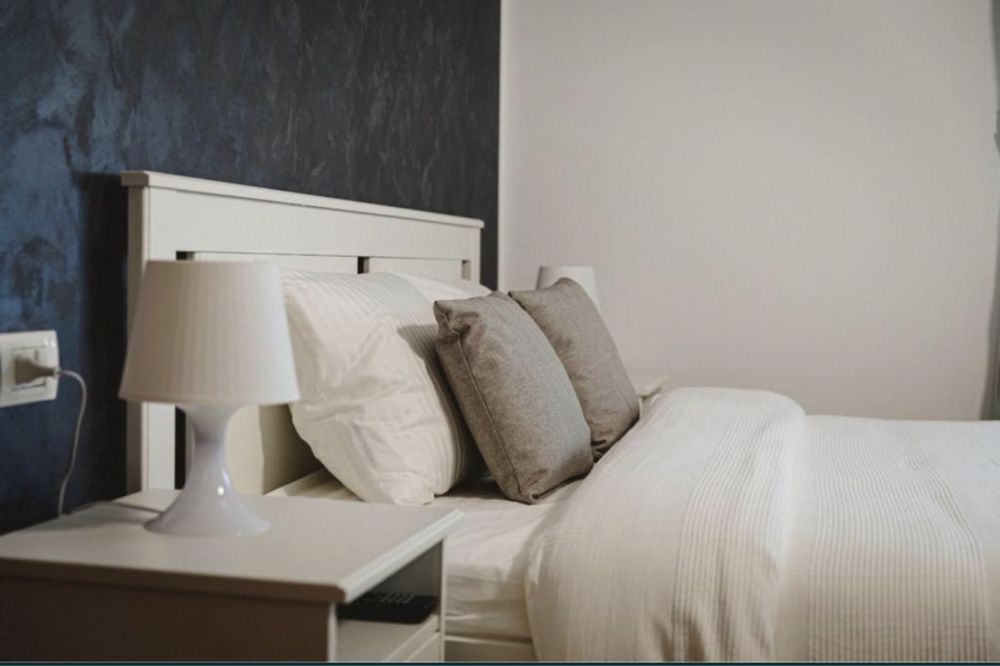 Garsoniera Regim Hotelier, Focșani. Exclus escorte