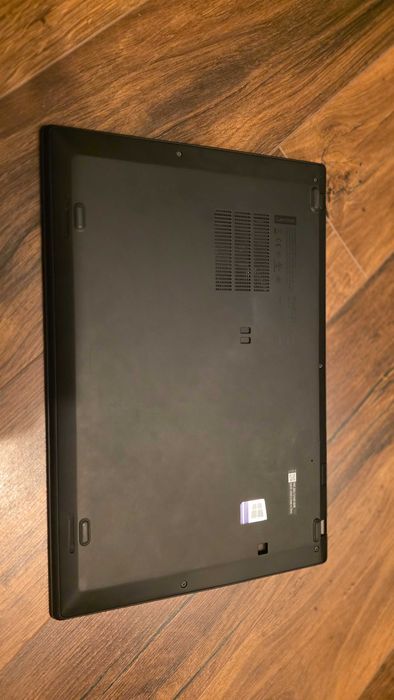Laptop Lenovo X1 Carbon Gen 6, procesor Intel i7-8850U, 16GB RAM, 512GB SSD, Win 11 Pro