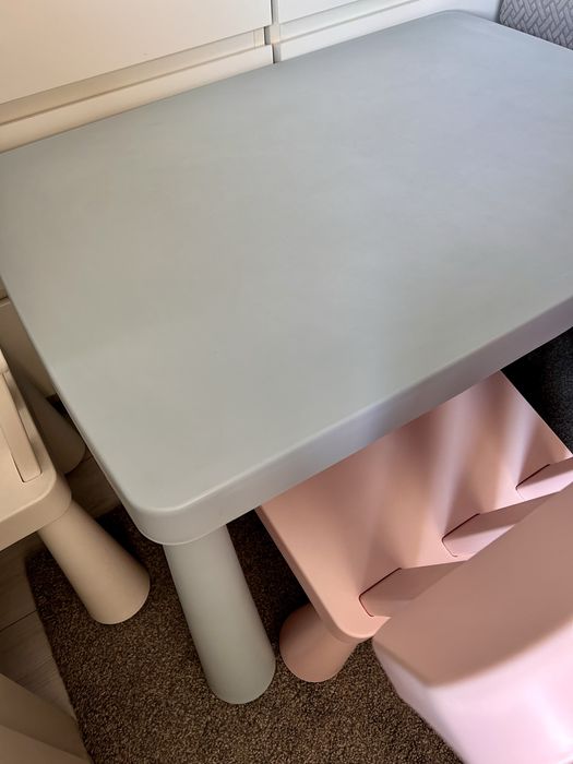 Masa bleu pentru copii + 1 scaun alb Mammut IKEA