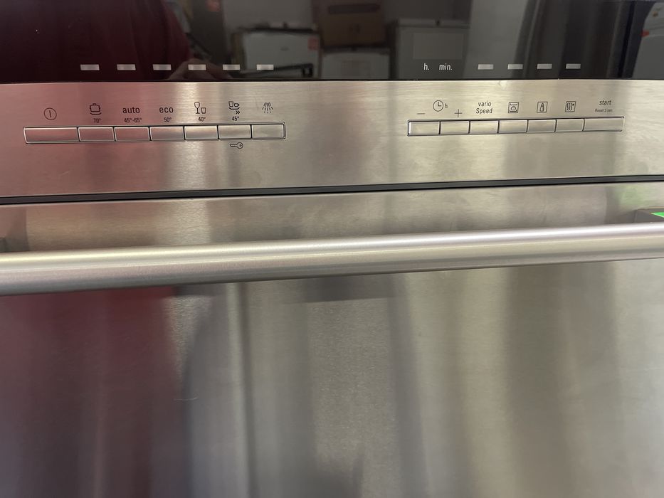 Съдомиялна за вграждане SIEMENS 60/60
