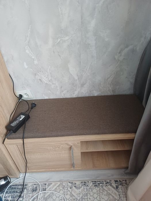 Продам обувницу и навесную вешалку