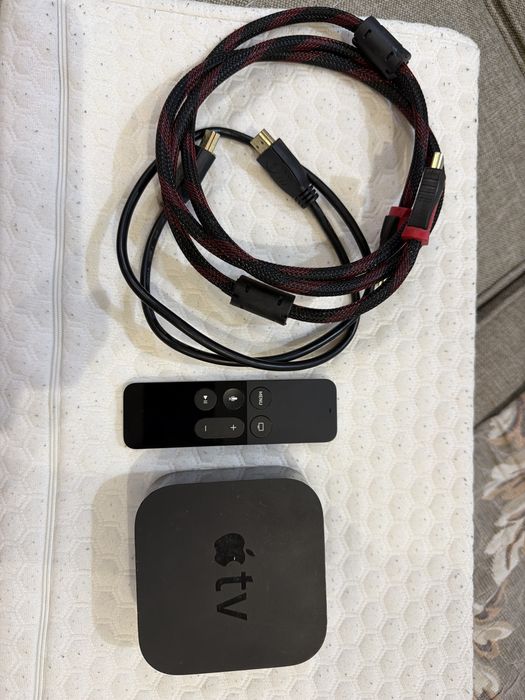 Apple TV HD (4-го поколения) приставка комплект