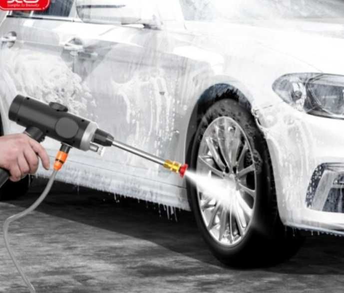 Акумулаторна водоструйка 1500W 40BAR с две батерии 2x48W