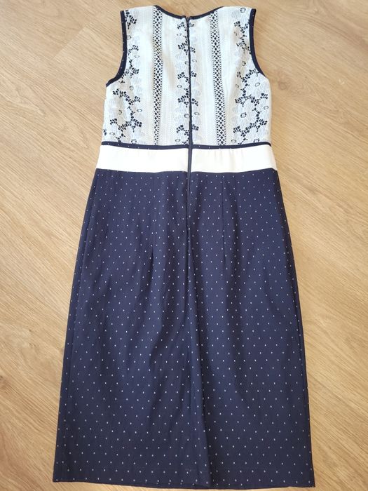 Стилна рокля на Lucy