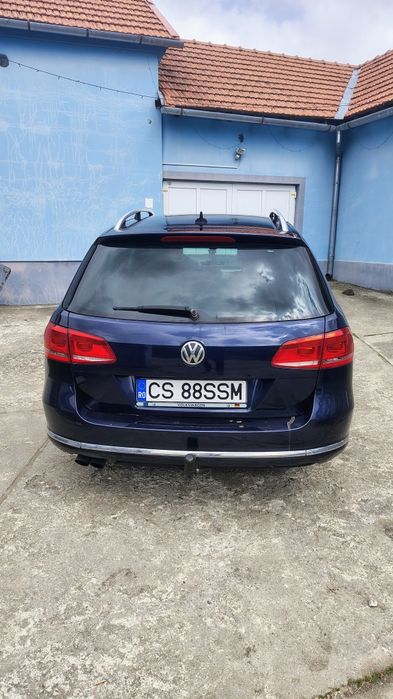 VW Passat B7 2011 2.0 TDI 140CP consum mic dotari bune
Mașină foarte confortabilă și spațioasă, ideală pentru familie, cu consum mic și dotări utile.