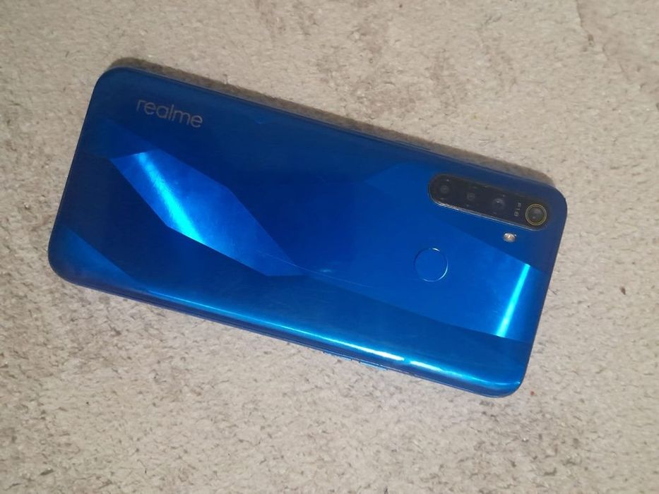 Realme 5i идеальное состояние