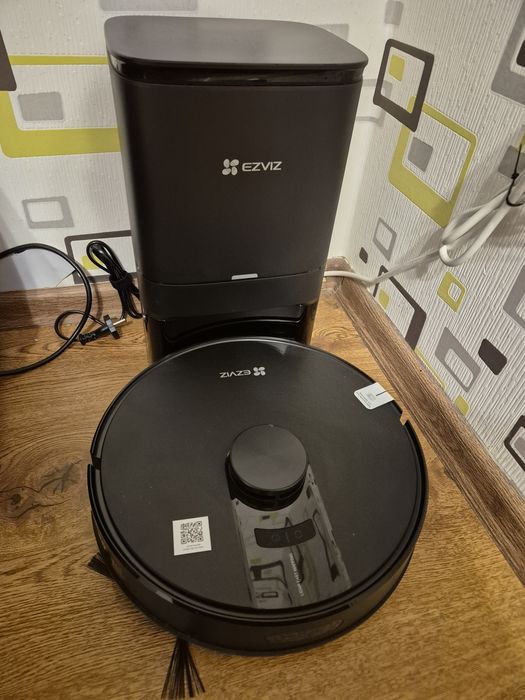 Aspirator robot Ezviz RE4 Plus (black)