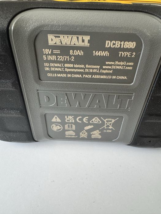 Acumulator DeWALT XR 18V 8Ah (DCB1880)