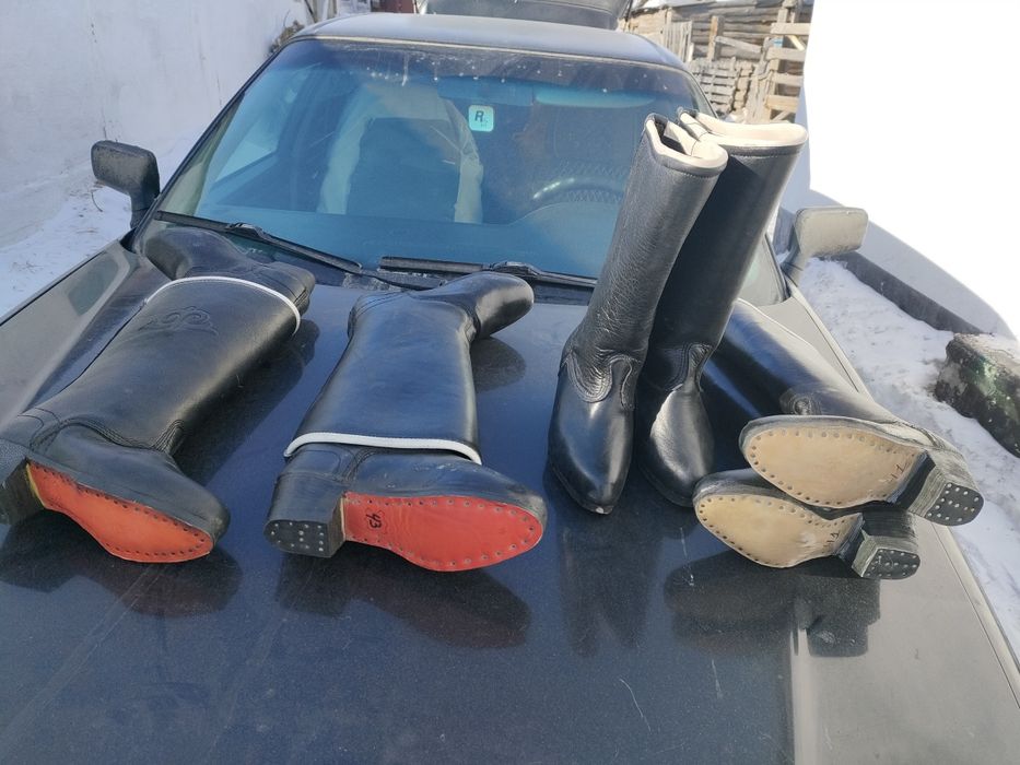 Продам новые сапоги кокпарские