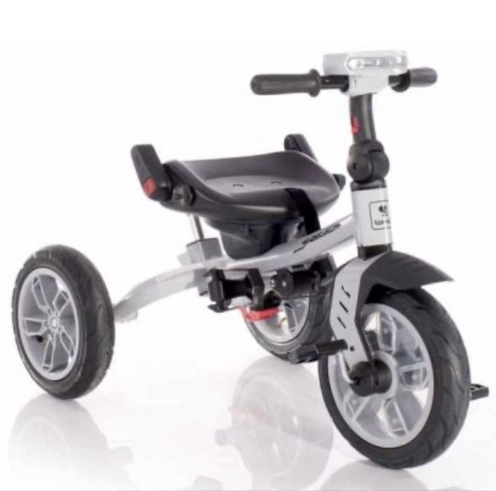 Триколка Lorelli