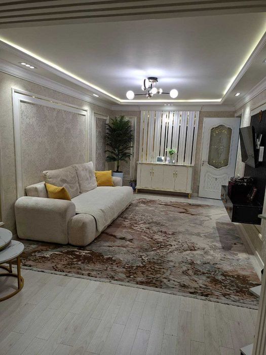 Гостиница Россия, Grand Mir  3/2/5  68 м²