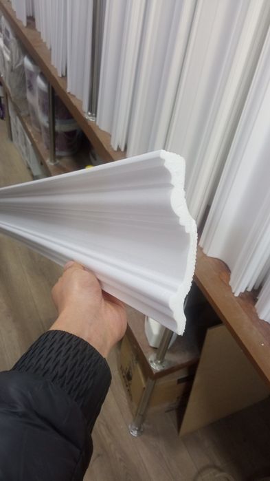 Pokak tiyaga lepka karniz