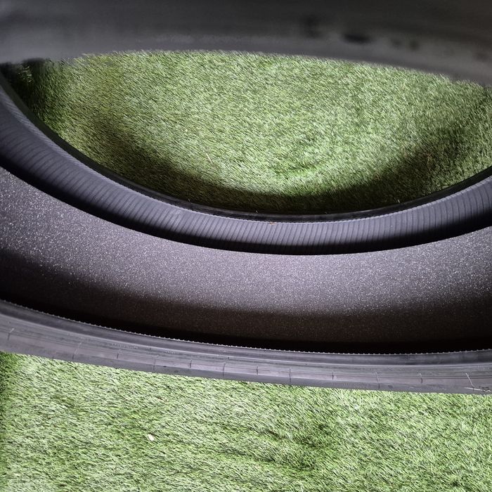 275 40 22 Bridgestone Alenza 2023