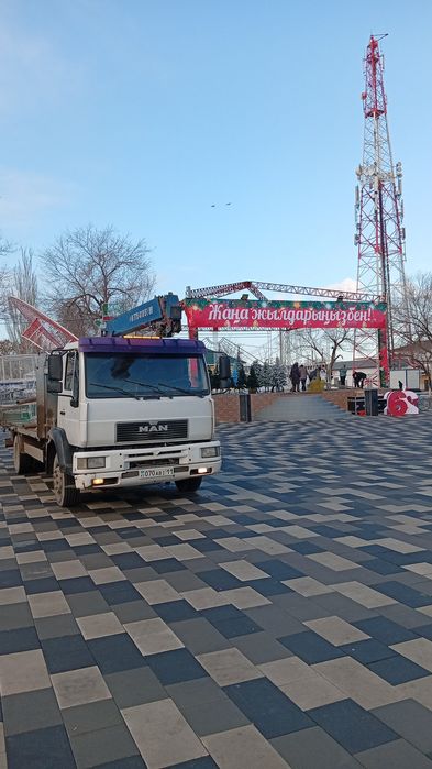 Манипулятор и автовышка