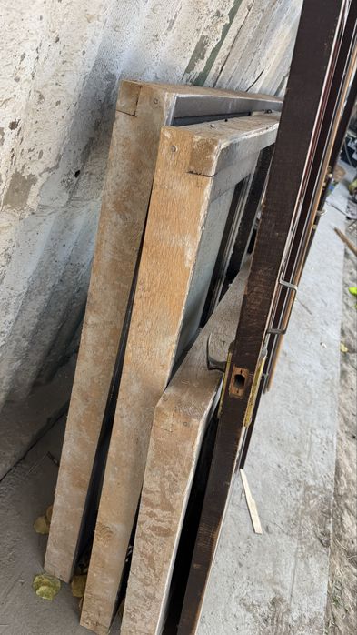 Eshik rom mdf va taxtalik b/u arzon