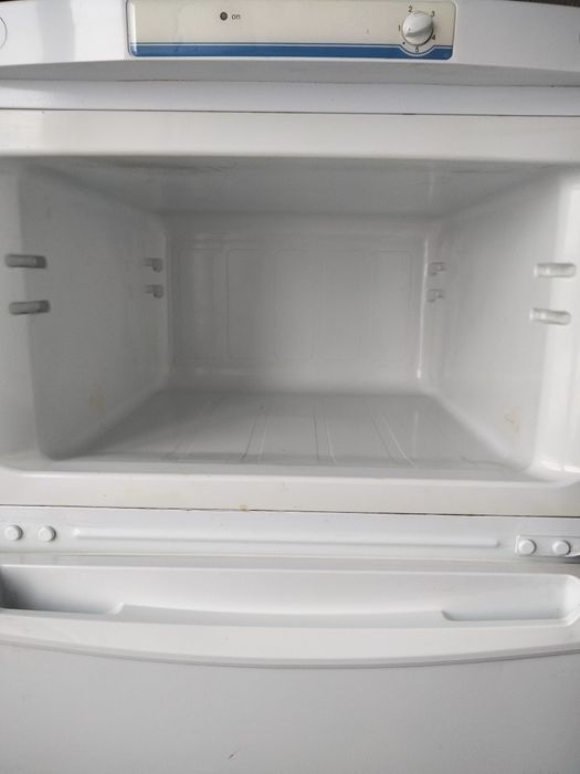 Холодильник INDESI