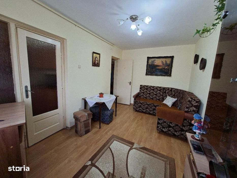Ap. 3 cam. semidec., parter Tiglari