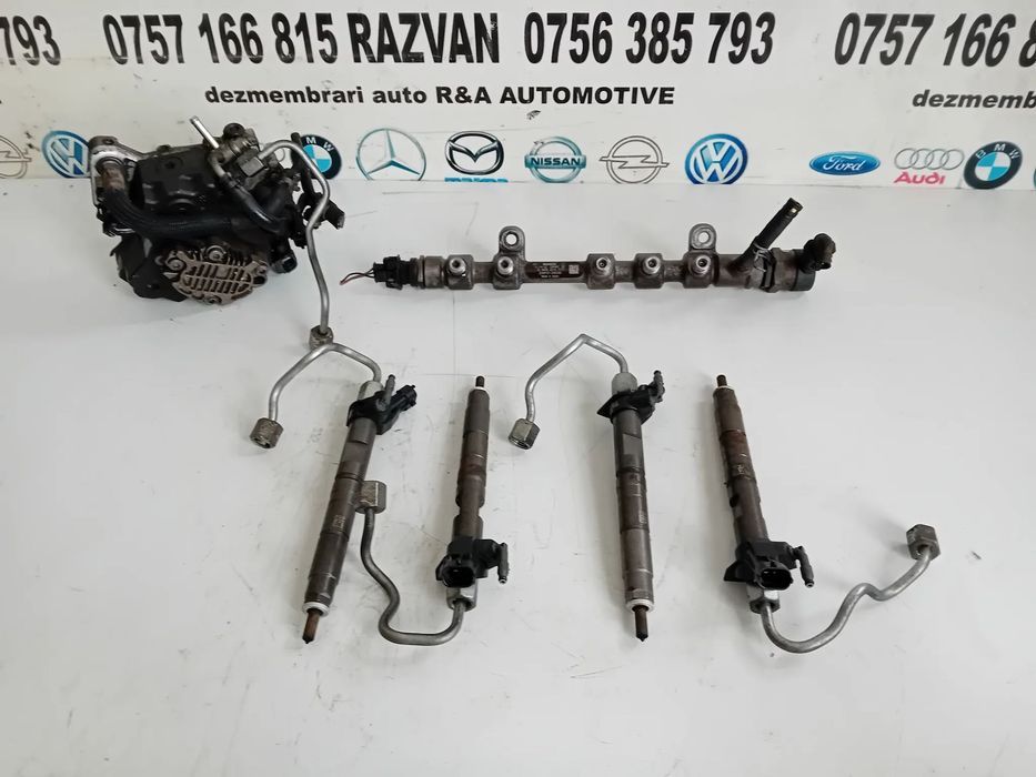 Rampa Injectoare Injectie Toyota Yaris Auris Corolla Verso 1.4 Diesel 23810-33030 Euro 5 Motor 1ND-TV