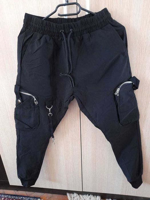 Продават се панталони МЪЖКИ само на 12 лева
