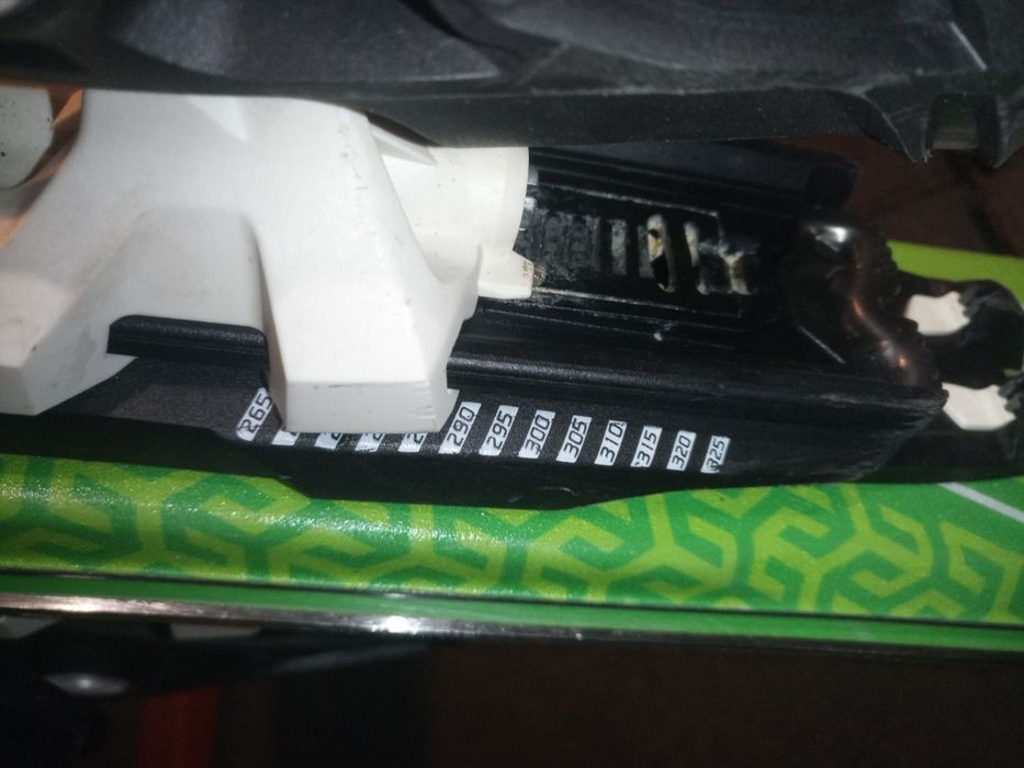 Legaturi ski/schi/schiuri de tura marker F10