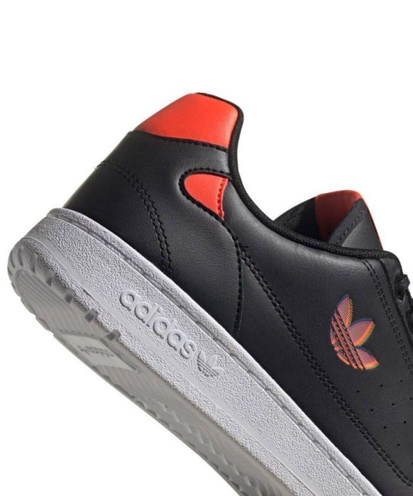 Кроссовки мужские фирменные бренд Adidas, размер 42,5
