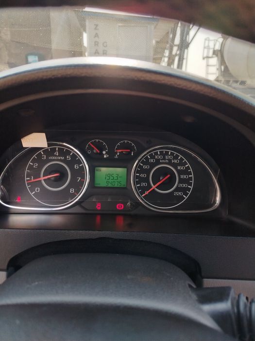 Jentra 1.5 halati zur 1 qul minilgan