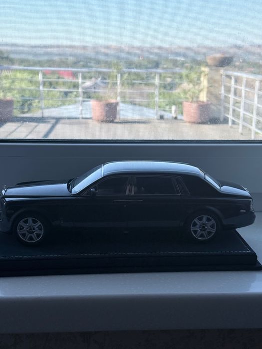 Колекционерски модел Rolls-Royce Phantom VII Kyosho 1:18