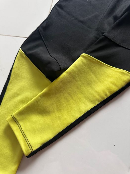 Дамски спортен клин с неонови акценти