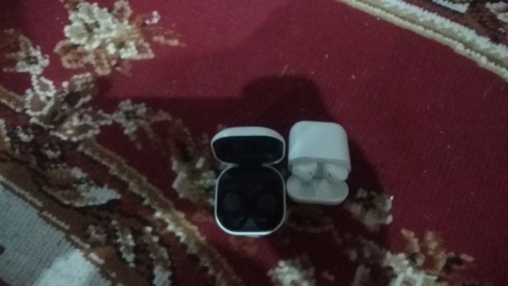 Продам наушники по  5500