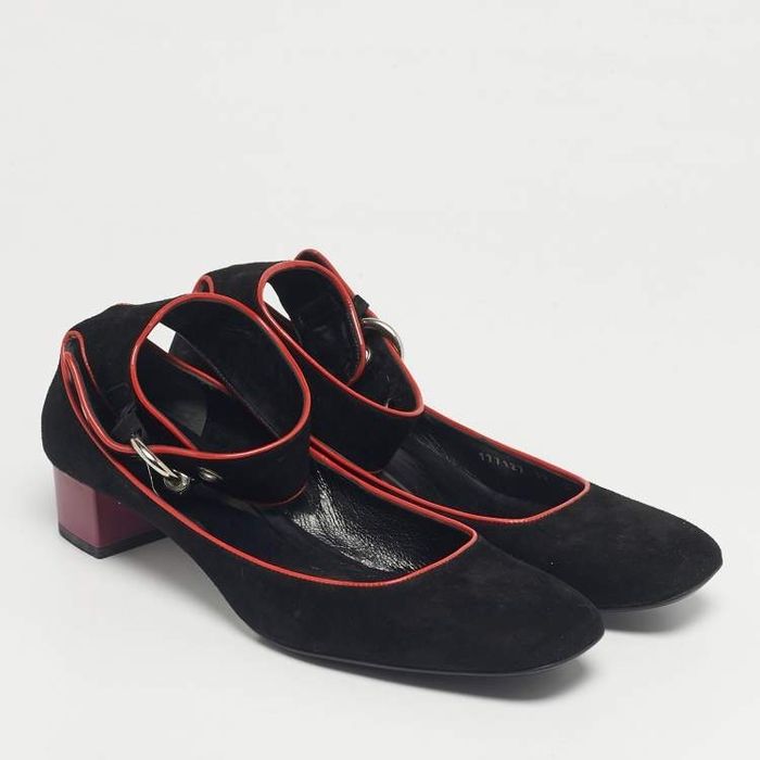 Обувки Gucci с каишка около глезена