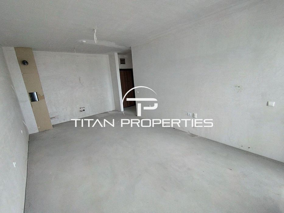 Продава се Двустаен апартамент в Бургас, Изгрев - 69 кв.м за 1072 €/кв.м - Снимка #1