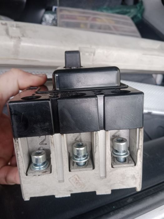 Продам Автомат 160А