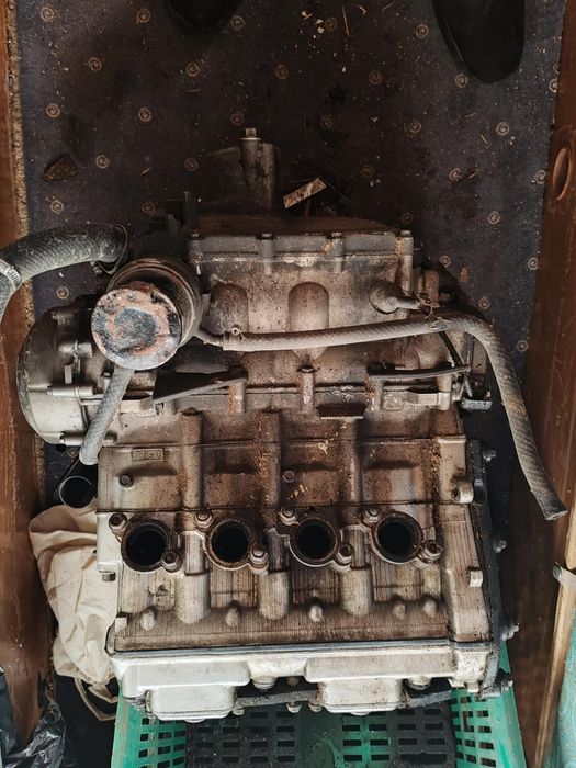 kawasaki zx r - Vehicule pentru dezmembrare | OLX.ro