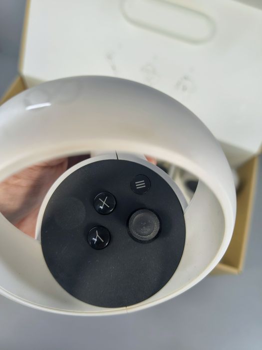 VR шлем Meta Quest 2