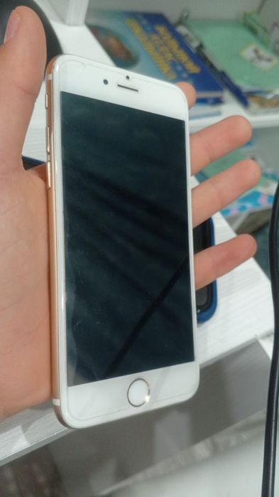 Продам заблокированный айфон 6 plus