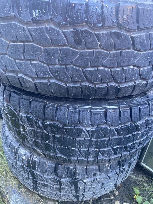 Anvelope iarna 225/60/r18-205r16c-265/60/r18-255/70/r15
