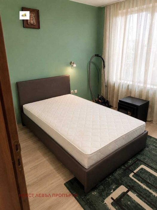 3-стаен град София, Овча купел