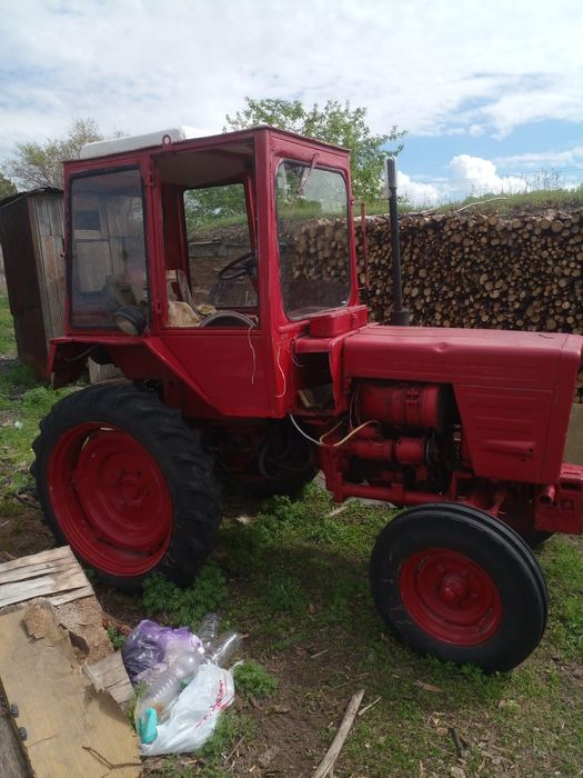 Продам трактор Т-25