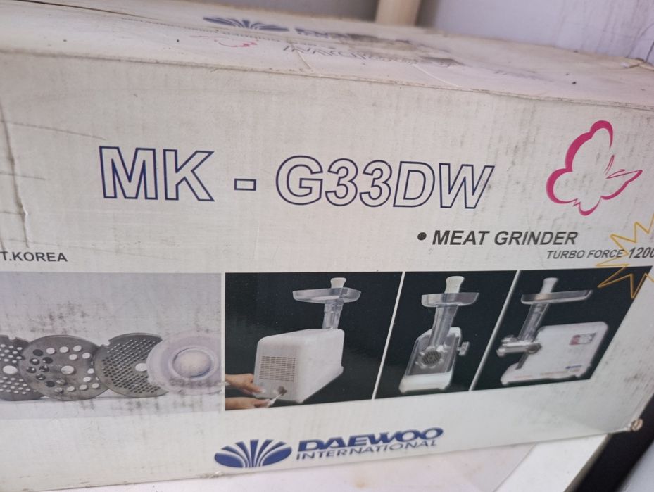 Мясорубка новый продам