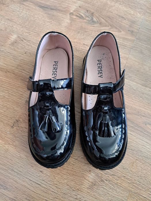 Туфельки на девочку 35 размер