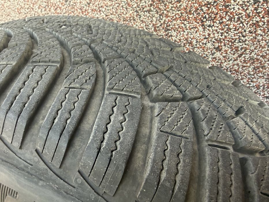 Зимни гуми 205/55/16 Good year Ultra grip 9