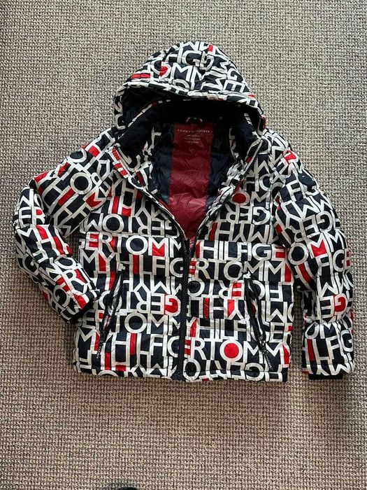 Мъжко яке Tommy Hilfiger с качулка оригинал размер M