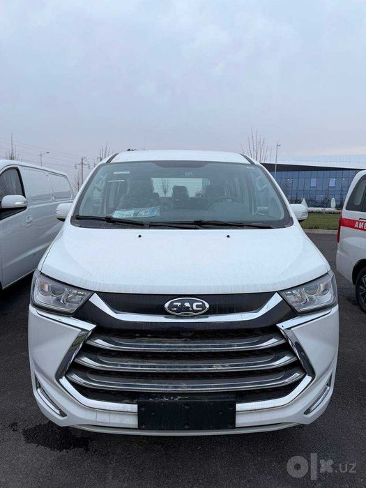 Jac M4 люкс минивен