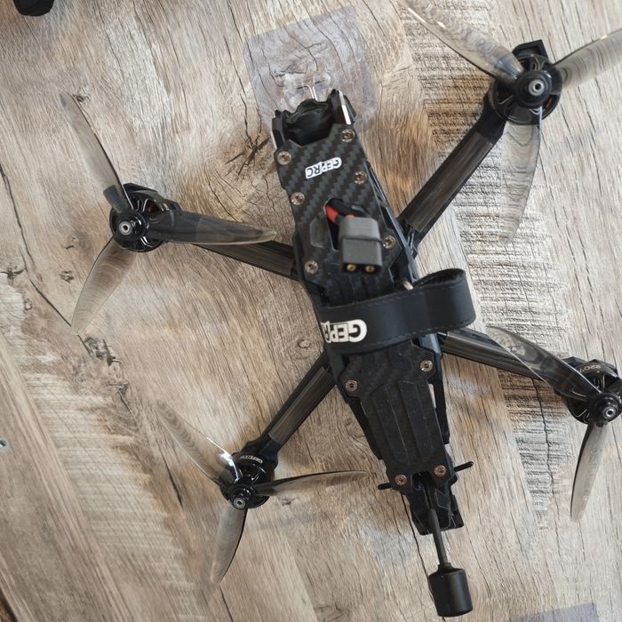 FPV дрон GEPRC Vapor X5 на o3