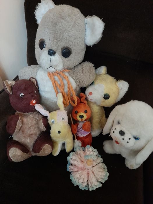 Плюшени играчки от старо време  и други дреболии..