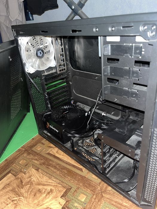 Блок питания 550w, корпус, дисковод