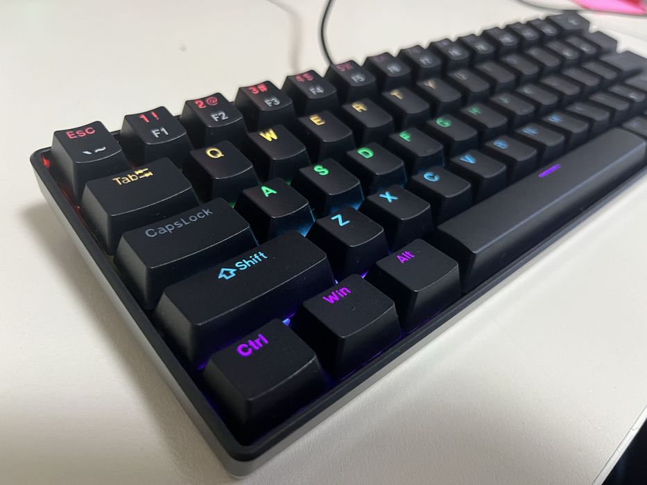 Механична RGB клавиатура