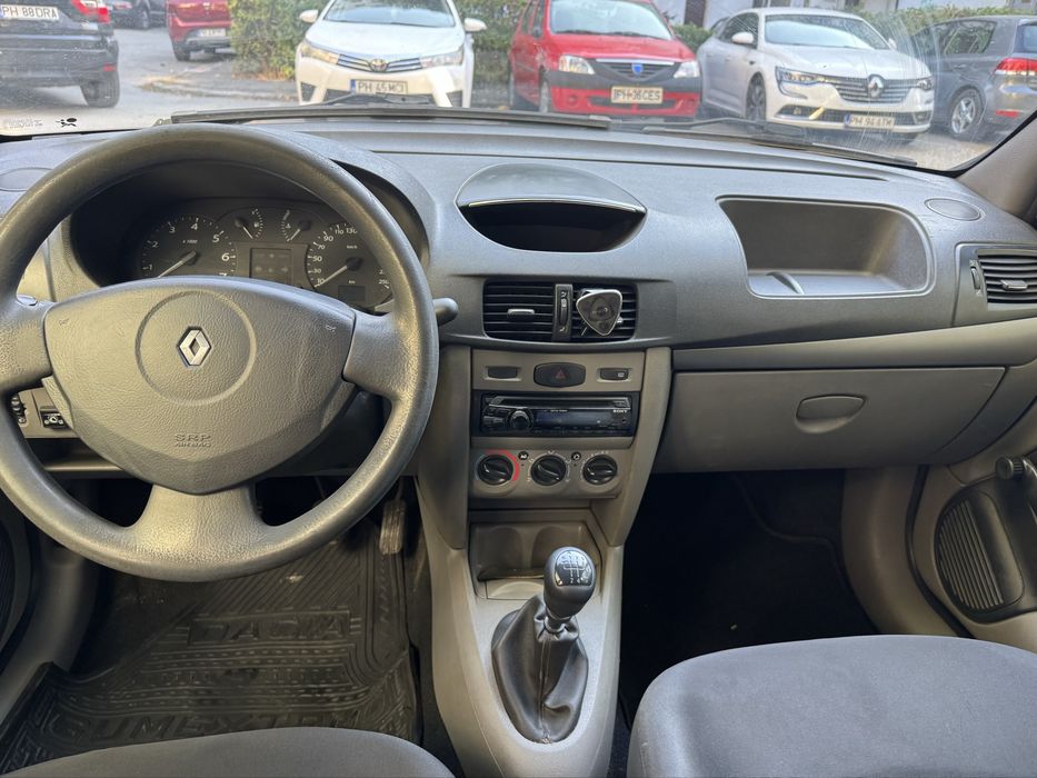 Inchirierz mașina  GLOVO TAZ WOLT BOLT FOOD Rent a car ieftin
