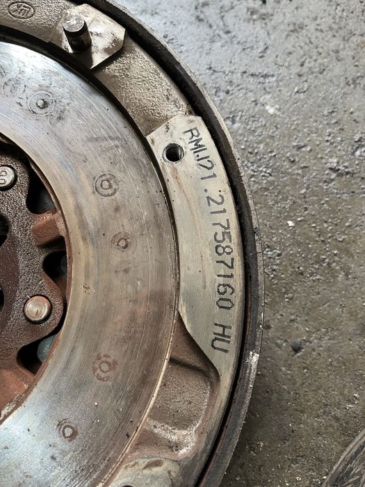 Маховик комплект бмв 3 е90/91 330хд 245 ( mahovik bmw e90/91 330xd 245